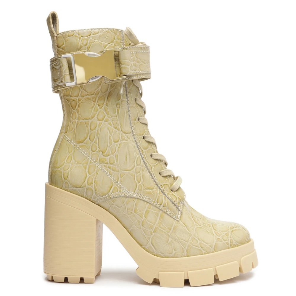 NWT SCHUTZ BOOTS SIZE 8